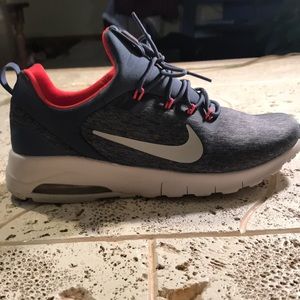 Only Worn Once Women's Nike gym shoes